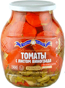 Консервированные томаты с листом винограда